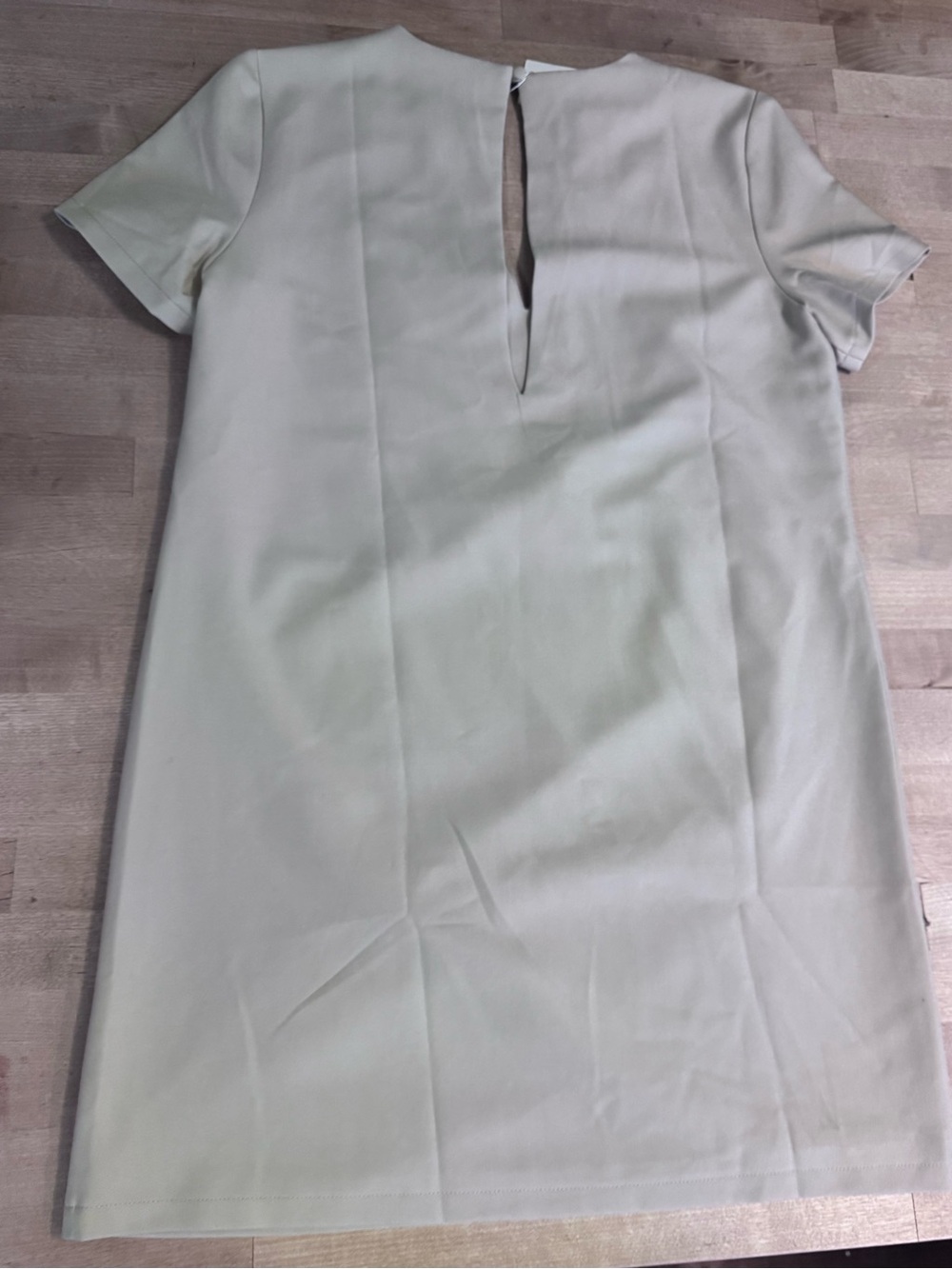 NWT AEL Amy Enjoy Life Minimalist V-Neck Shift Dress in Cream - Picture 6 of 10